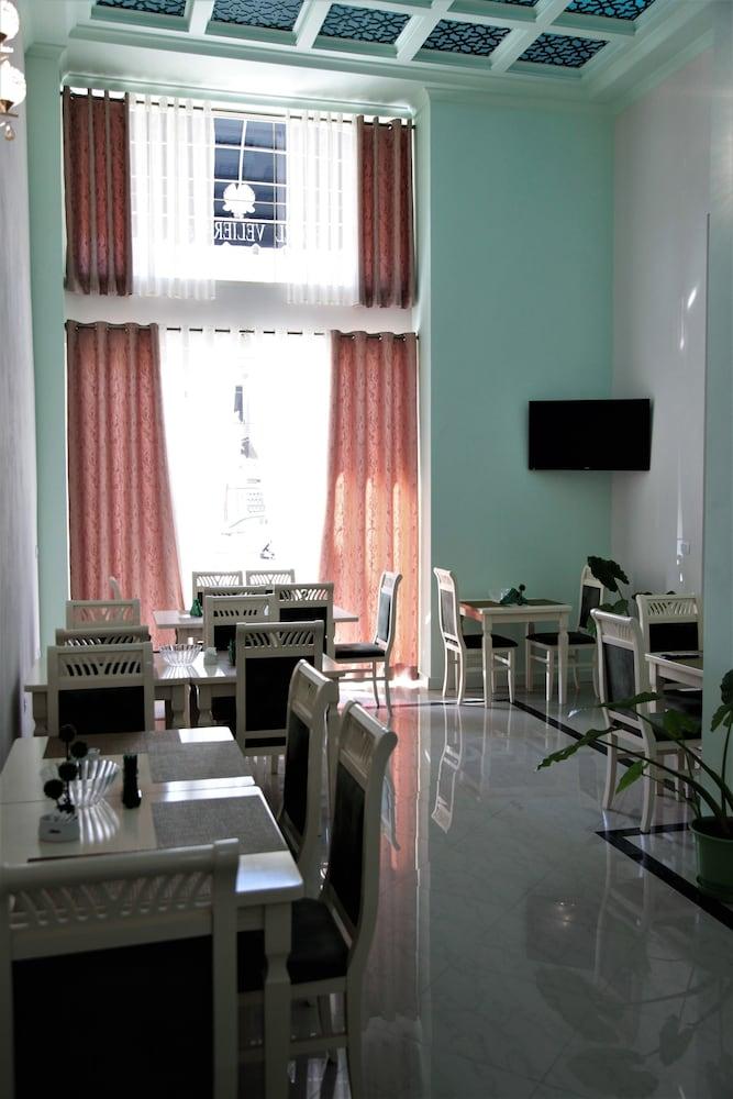 Hotel Veliera Durrës Kültér fotó
